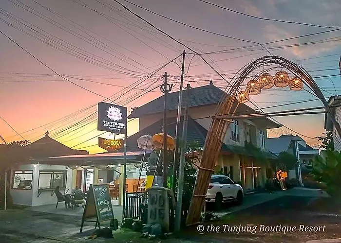 The Tunjung Boutique ホテル 3*